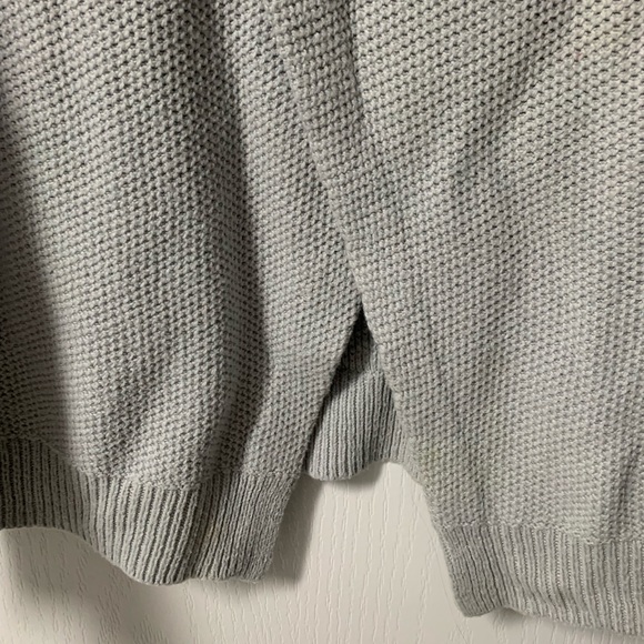 Madewell Sweater - Grey - Size Small - nice detail on back. - Picture 3 of 6